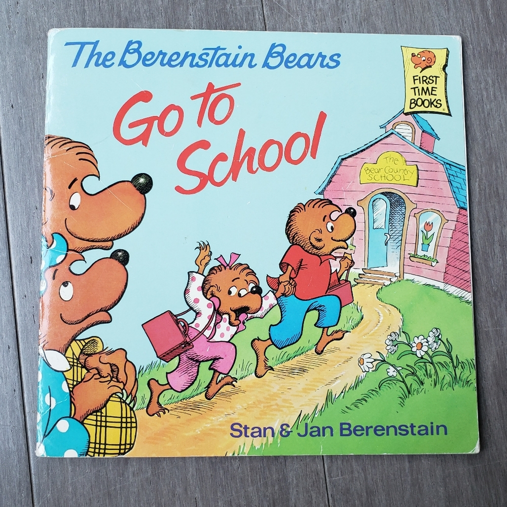 The Berenstain Bears Go to School Book
